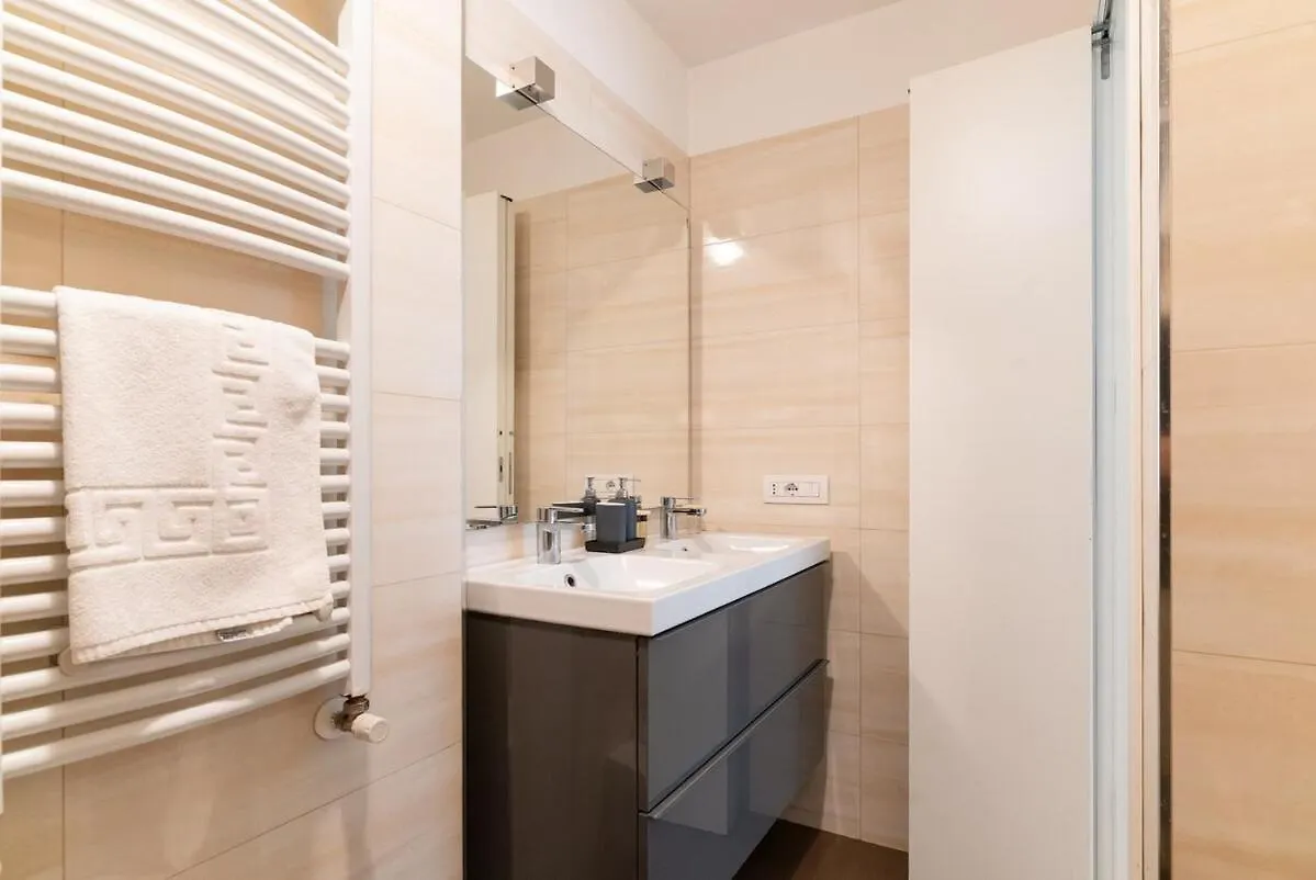 Lodi Moderno E Accogliente Bilocale Apartment Milan